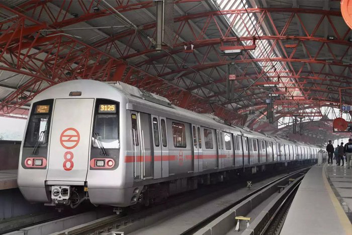 Delhi Metro: Delay In Services From Rithala To Pitampura On The Red Line