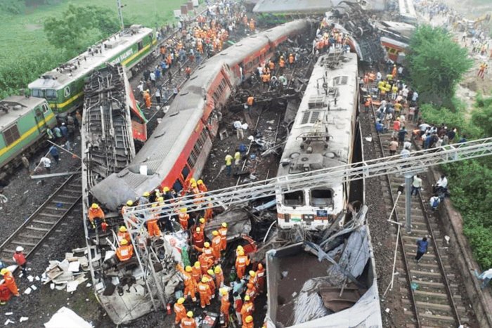 Odisha Train Accident: 900 Injured, Authorities Issue Helpline Numbers