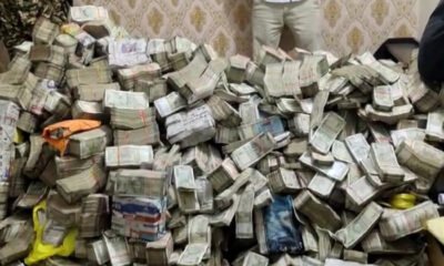 Mountain Of Cash Found In Raid On House Help Of Jharkhand Minister's Aide